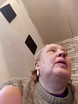 Snapshot of Cerd_Ayaz chatting on 12/04/25, 08:34 Cerd Ayaz online show from 12/04/25, 08:34