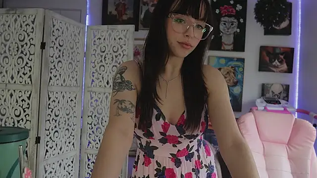 makiyahbelle online show from 06/15/26, 06:37