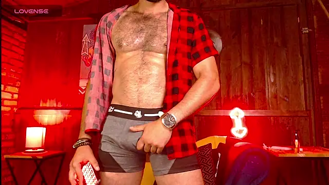 Snapshot of PedroMancini chatting on 10/08/25, 11:30 PedroMancini online show from 10/08/25, 11:30