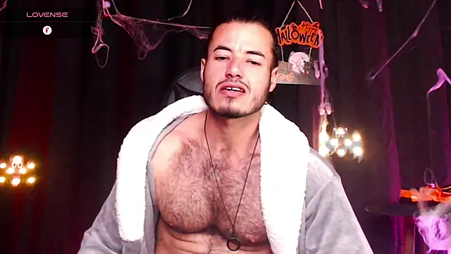 Snapshot of PedroMancini chatting on 10/30/25, 02:13 PedroMancini online show from 10/30/25, 02:13