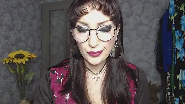 Aziza1 online show from 05/04/26, 02:24