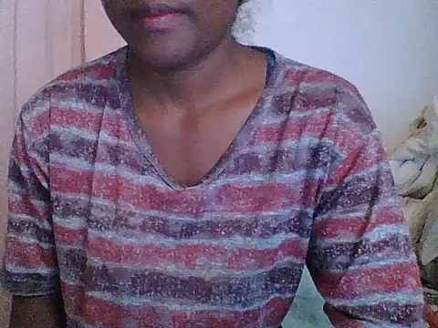 Snapshot of Hamie_sexy chatting on 09/15/25, 06:57 Hamie sexy online show from 09/15/25, 06:57