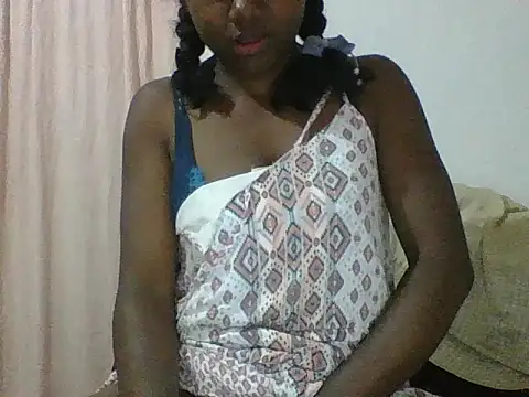 Snapshot of Hamie_sexy chatting on 09/20/25, 08:04 Hamie sexy online show from 09/20/25, 08:04