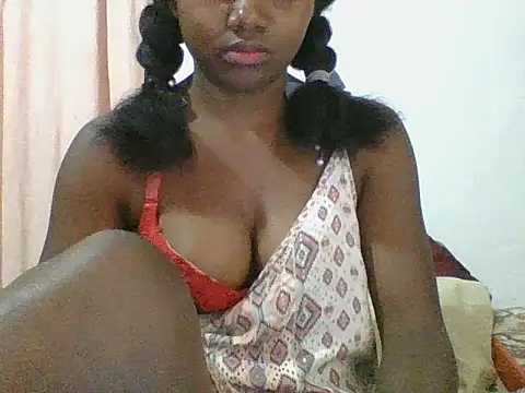 Snapshot of Hamie_sexy chatting on 09/21/25, 08:38 Hamie sexy online show from 09/21/25, 08:38