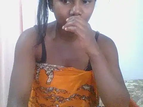 Snapshot of Hamie_sexy chatting on 09/28/25, 07:47 Hamie sexy online show from 09/28/25, 07:47