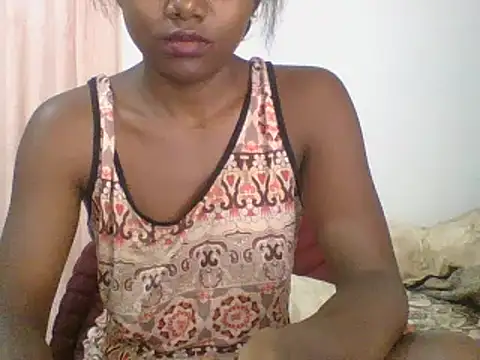 Snapshot of Hamie_sexy chatting on 10/01/25, 05:46 Hamie sexy online show from 10/01/25, 05:46