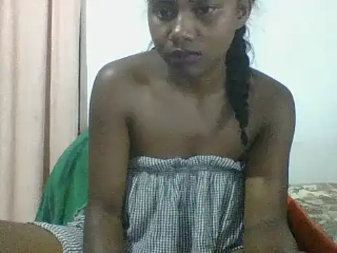 Snapshot of Hamie_sexy chatting on 10/12/25, 07:13 Hamie sexy online show from 10/12/25, 07:13