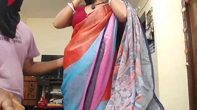 Elina Raj online show from 02/26/25, 05:50