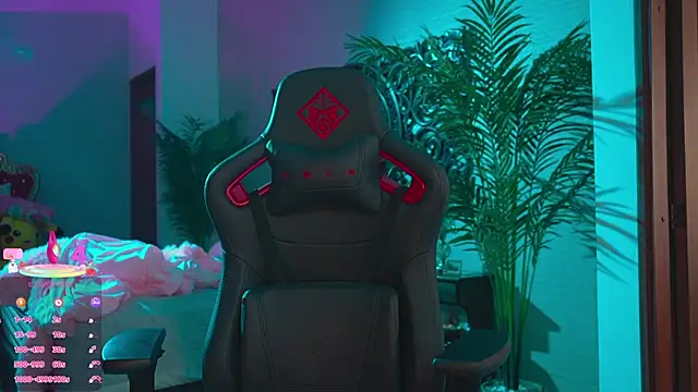 Snapshot of ambarEvans chatting on 02/11/25, 05:40 ambarEvans online show from 02/11/25, 05:40