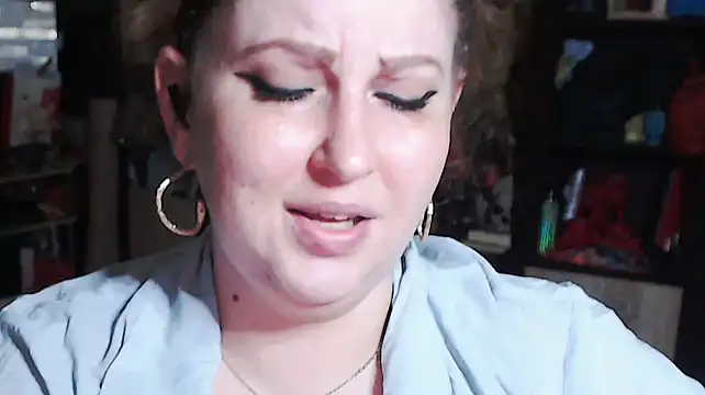 Snapshot of piticaforever chatting on 03/06/25, 02:18 piticaforever online show from 03/06/25, 02:18