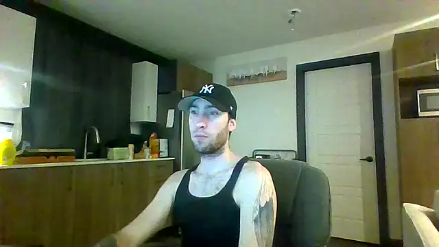 jijicool1 online show from 12/18/25, 09:15