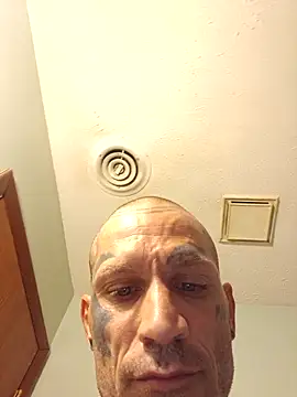 Snapshot of Casey884life chatting on 10/04/25, 11:52 Casey884life online show from 10/04/25, 11:52