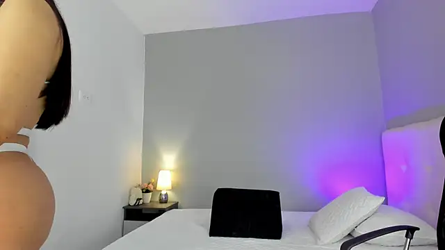 NataliaBuiles online show from 02/01/25, 07:23