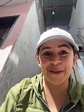 latinfemale online show from 05/16/26, 03:22