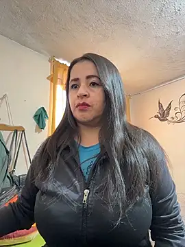 latinfemale online show from 05/22/26, 08:25