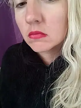 Mllesha74000 online show from 10/16/25, 12:06