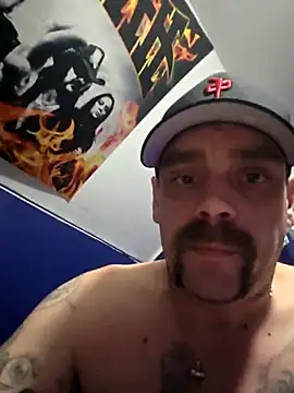 Snapshot of canadacockinme chatting on 11/23/25, 12:21 canadacockinme online show from 11/23/25, 12:21