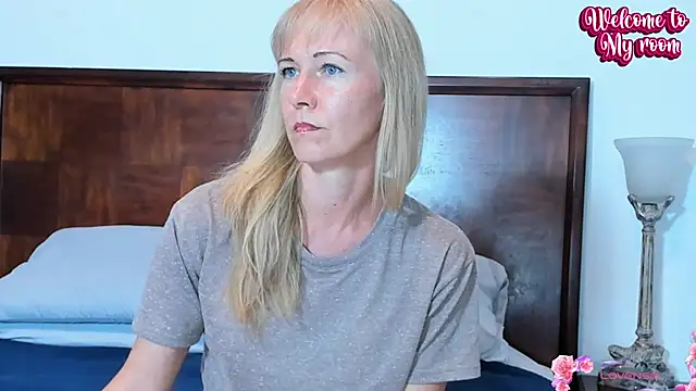 Christine 35 online show from 01/07/25, 04:16