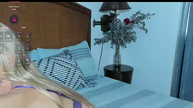 Christine 35 online show from 07/28/26, 12:48