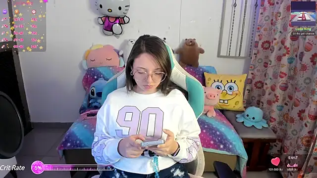 Snapshot of linda-schmidt chatting on 02/02/25, 01:34 linda-schmidt online show from 02/02/25, 01:34