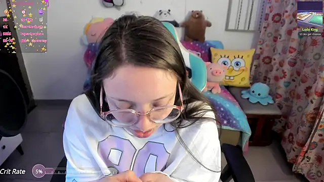 Snapshot of linda-schmidt chatting on 02/02/25, 04:37 linda-schmidt online show from 02/02/25, 04:37