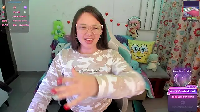 Snapshot of linda-schmidt chatting on 03/13/25, 12:16 linda-schmidt online show from 03/13/25, 12:16