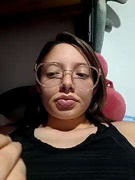 linda-schmidt online show from 06/05/26, 01:34