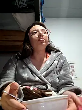 linda-schmidt online show from 06/15/26, 12:46