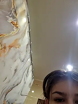 alyssa sweet online show from 12/15/25, 07:01