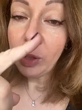 Alice Sweetyyy online show from 03/15/25, 01:18