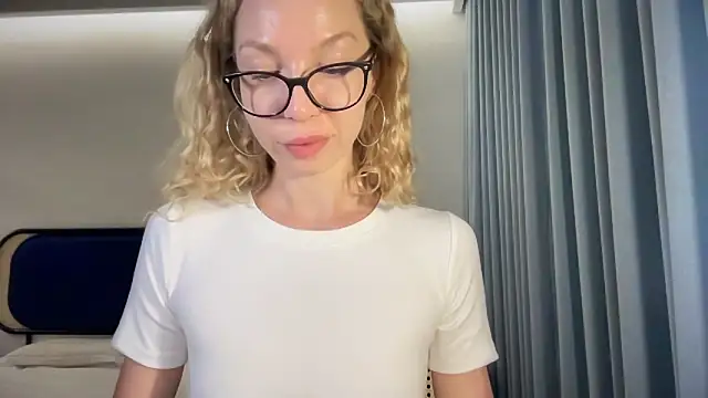 Cutensadistic online show from 02/11/25, 02:46