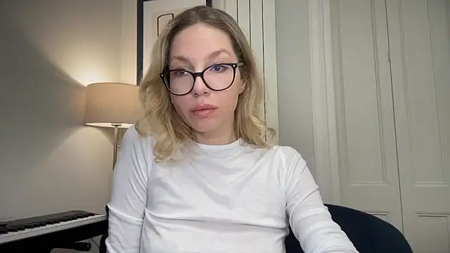 Cutensadistic online show from 03/20/25, 03:14