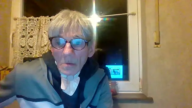 InMeinenMund online show from 12/06/24, 04:38