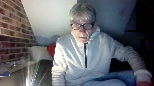 Snapshot of InMeinenMund chatting on 10/05/25, 09:34 InMeinenMund online show from 10/05/25, 09:34