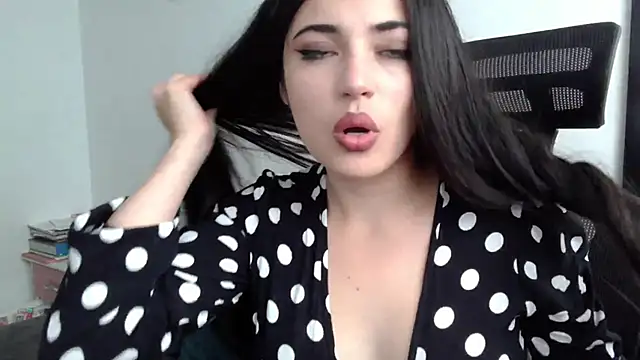 Honey Aynur20 online show from 01/05/25, 09:47