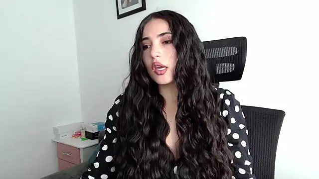 Honey Aynur20 online show from 02/02/25, 03:39