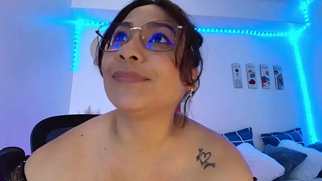 JuliRamirez online show from 01/06/25, 11:20