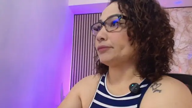JuliRamirez online show from 05/29/26, 01:09