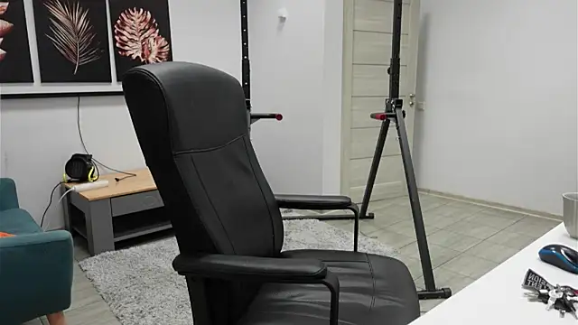 Tommy Burnz online show from 11/20/25, 01:44