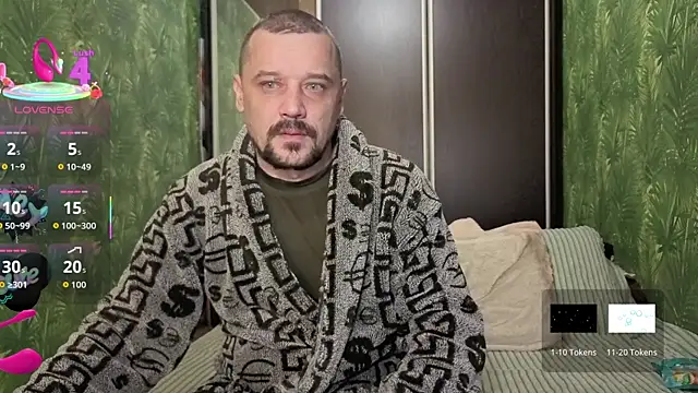 DanielOhCool online show from 09/28/25, 06:41