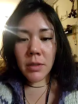 Snapshot of missemi chatting on 02/15/25, 12:48 missemi online show from 02/15/25, 12:48