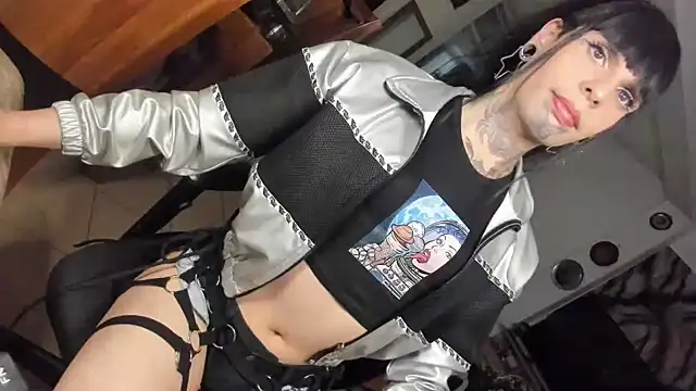 herreraisa official online show from 07/24/26, 04:54