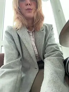 Snapshot of Puzdosia chatting on 03/13/26, 12:34 Puzdosia online show from 03/13/26, 12:34