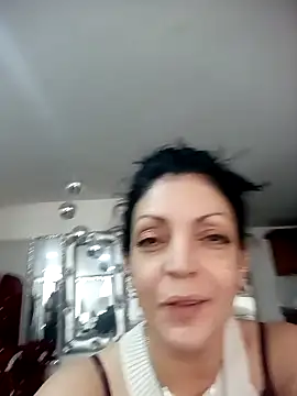 mijal queen online show from 01/21/25, 02:15