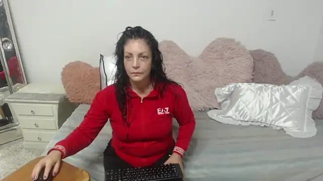 mijal queen online show from 02/27/25, 02:42