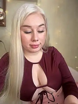 LaraHollywood online show from 01/27/25, 06:30