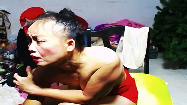 1CuteAndSexy69 online show from 01/02/25, 04:09
