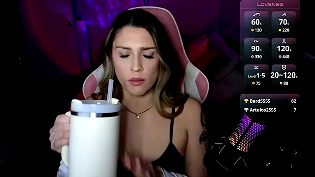 queenxlexy online show from 01/06/25, 09:54