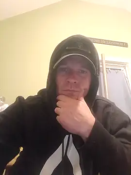 Snapshot of FUNINWV9 chatting on 09/23/25, 01:41 FUNINWV9 online show from 09/23/25, 01:41