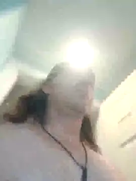 Snapshot of FUNINWV9 chatting on 09/25/25, 08:23 FUNINWV9 online show from 09/25/25, 08:23